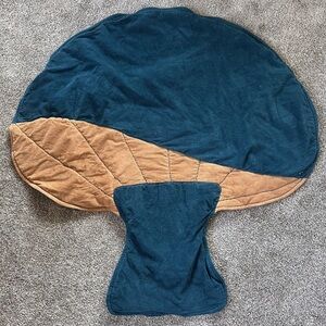 Kate Quinn Mushroom Play-mat